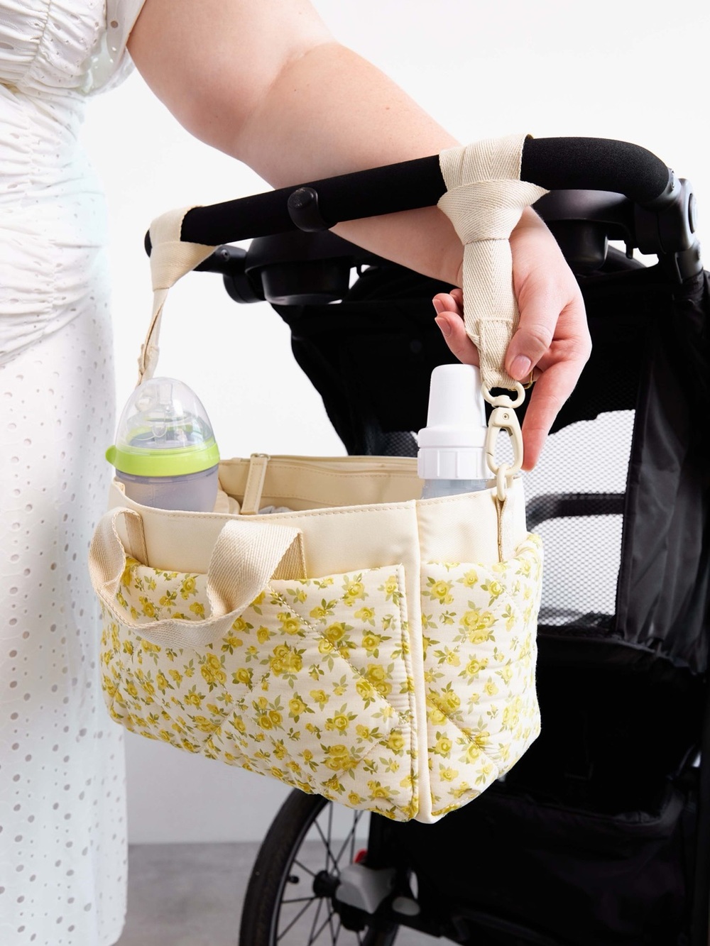 BÉIS The Caddy in Garden Party Diaper Bag - Picture 7 of 7